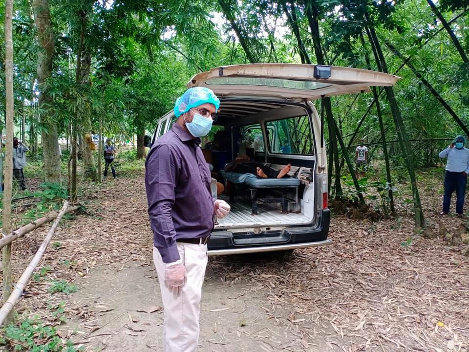 বাঁশবাগানে ফেলে যাওয়া কিশোরকে উদ্ধার করলেন ইউএনও