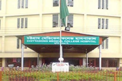 তিন হাসপাতাল ভর্তি নেয়নি, ছেলের সামনে বাবার মৃত্যু