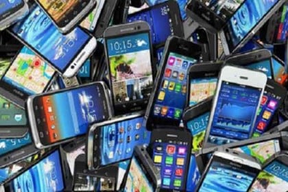 মোবাইল সেট উৎপাদনে মূসক অব্যাহতি আরও ১ বছর