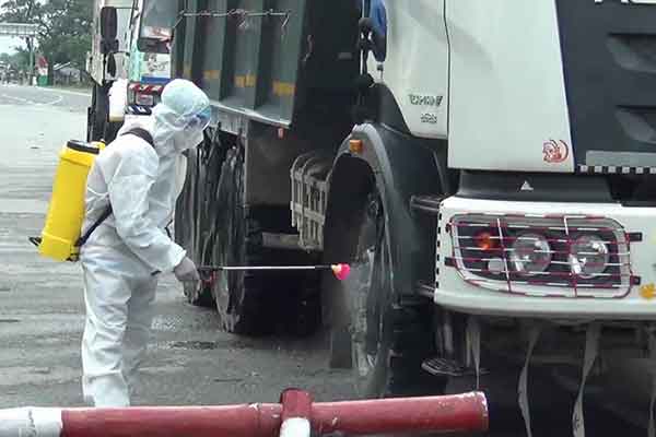 ৭৯ দিন পর বাংলাবান্ধায় আমদানি-রফতানি কার্যক্রম শুরু