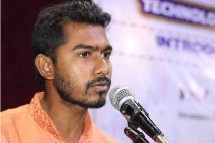 দেড় বছর ধরে আমি পাসপোর্ট পাচ্ছি না: নুর