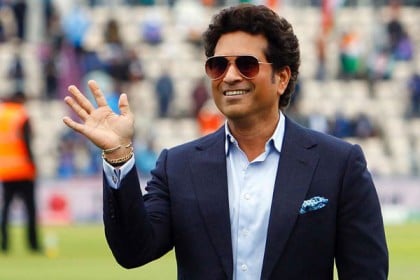 ফাঁকা মাঠে খেলে লাভ কী! শচীনের পরামর্শ 
