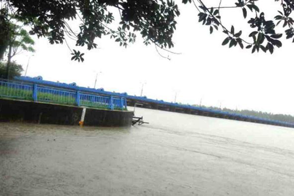 তিস্তার পানি বিপদসীমার ৮ সেন্টিমিটার নিচ দিয়ে প্রবাহিত