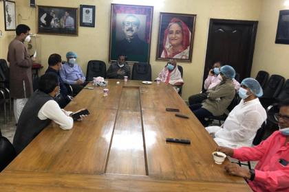
দেশব্যাপী বৃক্ষরোপণে শেখ হাসিনার নির্দেশনা প্রতিপালনে নেতাকর্মীদের দিক-নির্দেশনা