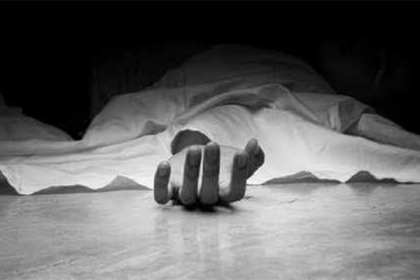 সেলাই মেশিন মেরামতে টাকা না পেয়ে মাদ্রাসাছাত্রীর আত্মহত্যা