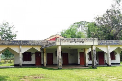 নবীগঞ্জে ওএমএস'র তালিকায় ভুয়া নাম দিয়ে হরিলুট!