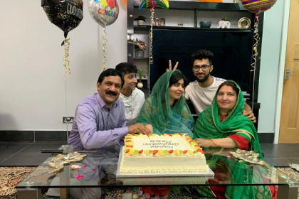 অক্সফোর্ড থেকে গ্র্যাজুয়েশন শেষ করলেন নোবেলজয়ী মালালা