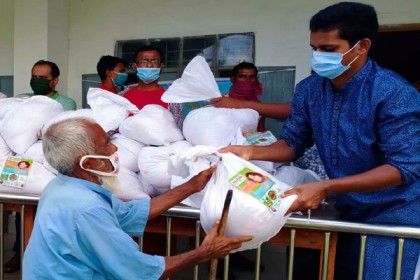 কর্মহীন-জেলেদের পাশে 'কুয়াকাটা সোসাইটি'