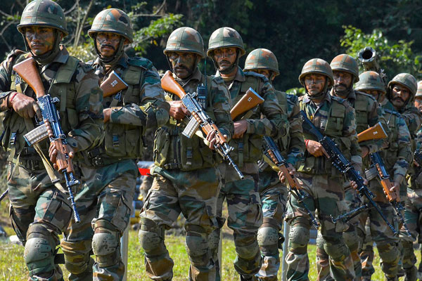 'অস্বাভাবিক' পরিস্থিতিতে সীমান্তে গুলি ছুঁড়বে ভারত, নতুন নিয়ম