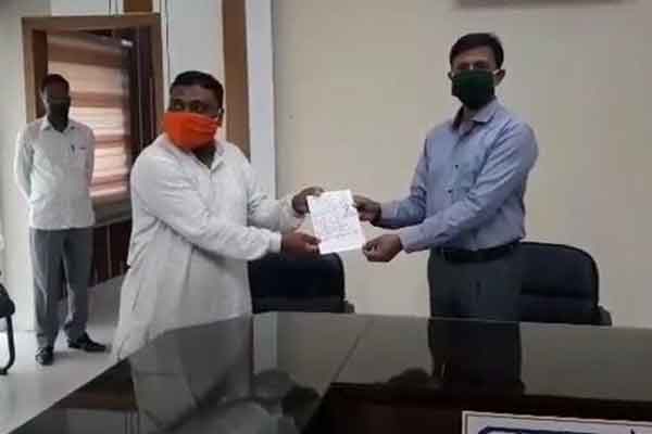 নেত্রকোনায় শেখ হাসিনা বিশ্ববিদ্যালয়ের ভূমি অধিগ্রহণের চেক বিতরণ