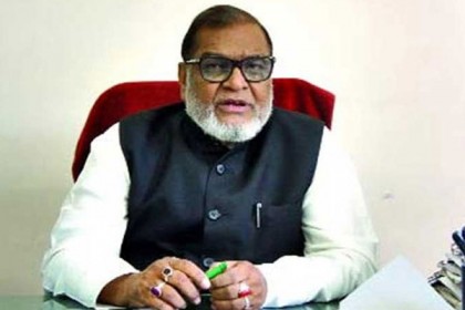 সুস্থ হয়ে বাসায় ফিরলেন মুক্তিযুদ্ধ বিষয়ক মন্ত্রী