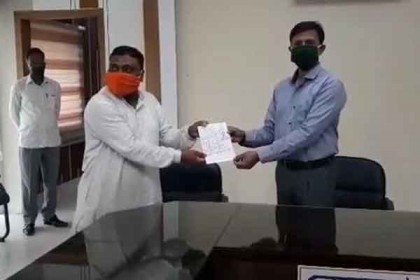 নেত্রকোনায় শেখ হাসিনা বিশ্ববিদ্যালয়ের ভূমি অধিগ্রহণের চেক বিতরণ