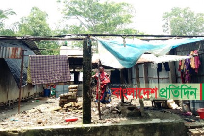 কলাপাড়ার আবাসন কেন্দ্রগুলোর জীর্ণদশা