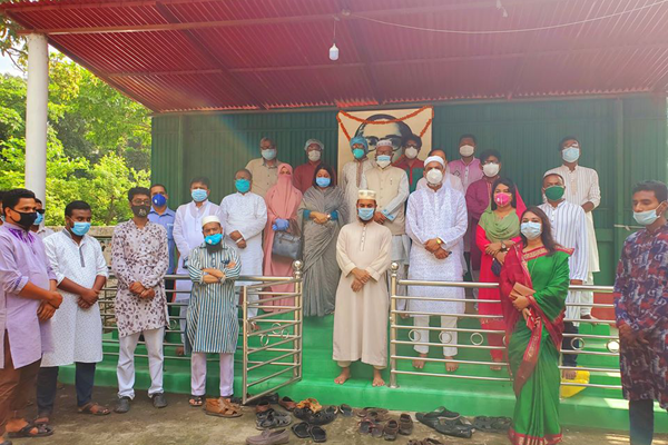 নাটোরে আওয়ামী লীগের প্রতিষ্ঠাবার্ষিকী পালিত 

