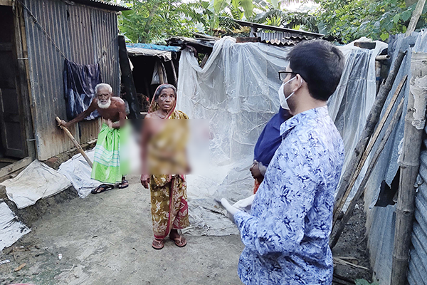 বাংলাদেশ প্রতিদিনের খবরে সেই বৃদ্ধ দম্পতির পাশে ইউএনও