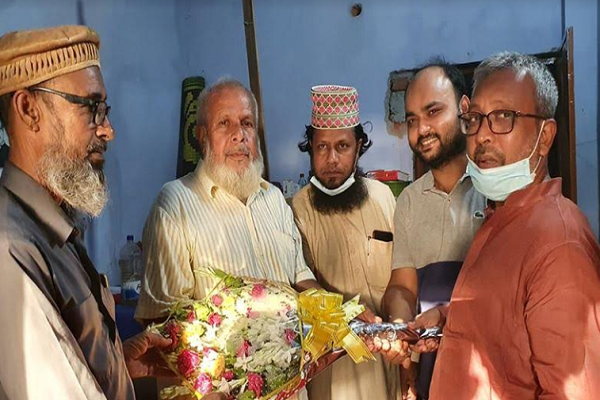 
৫০ বছর পর 'বীর বিক্রম' খেতাব পেলেন মুক্তিযোদ্ধা আবদুল খালেক