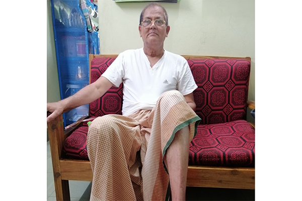 চবির সীমানার কাজে আঙ্গুল হারানো অধ্যাপকের পেনশন বন্ধ ১ বছর!