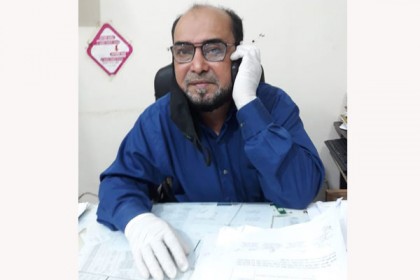 ঘুষের টাকাসহ হাতেনাতে ধরা খেল অডিটর