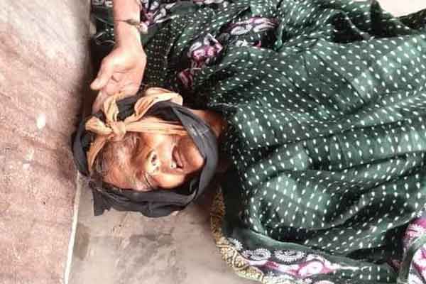 নেত্রকোনায় অটোরিকশার ধাক্কায় শতবর্ষী নারীর মৃত্যু