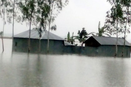 তিস্তায় পানি বৃদ্ধি, রংপুরে ১০০০ পরিবার পানিবন্দি