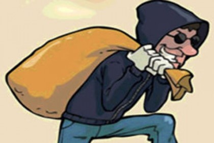 চোর মানে না করোনা, মানে না  লকডাউন 