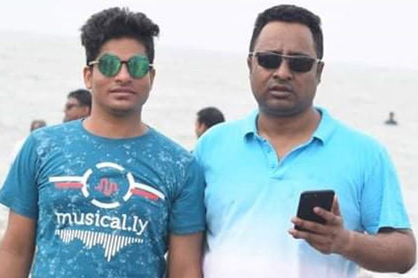 ময়লার গাড়ি থেকে চাঁদাবাজির অভিযোগ, স্বেচ্ছাসেবক লীগ নেতাসহ গ্রেফতার ২