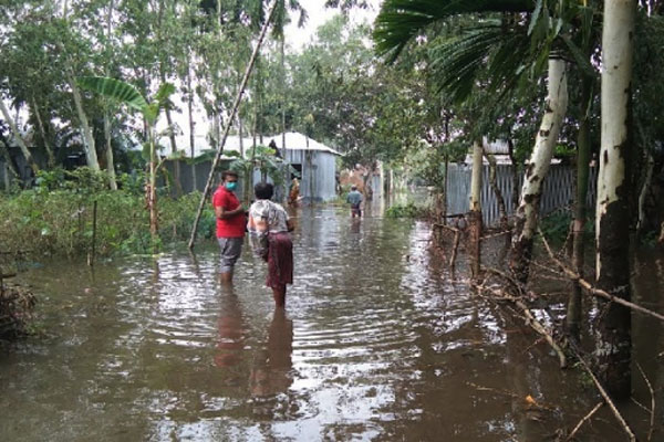 তিস্তার পানি বিপদসীমার উপরে, নিম্নাঞ্চল প্লাবিত