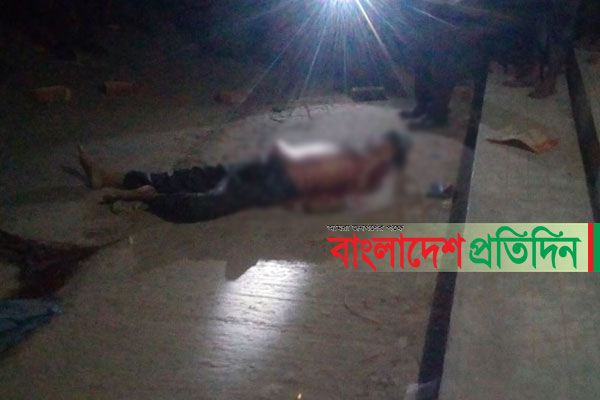 বরিশালে গভীর রাতে ডেকরেটর ব্যবসায়ীকে কুপিয়ে হত্যা