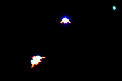 রাতের আকাশেও উড়ছে ঘুড়ি