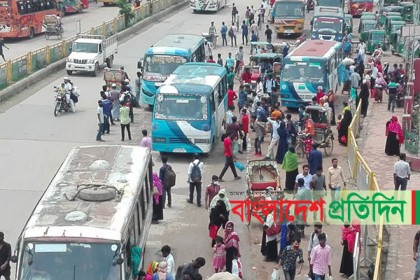ভালুকায় গণপরিবহনে মানা হচ্ছে না ন্যূনতম স্বাস্থ্যবিধি