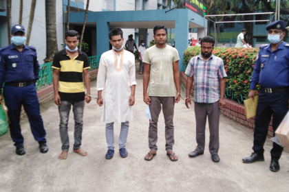 নরসিংদীতে ২৭ হাজার পিস ইয়াবাসহ গ্রেফতার ৪