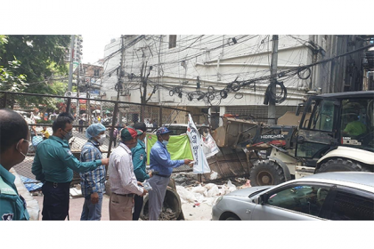 গুলশানে ডিএনসিসির ভ্রাম্যমাণ আদালতের অভিযান