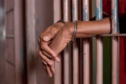 প্রেমিকাকে ধর্ষণের পর সেই ভিডিও প্রচার! কারাগারে ধর্ষক