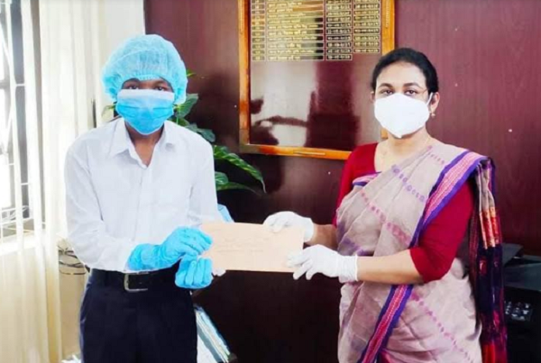 কলেজে ভর্তির ১০ হাজার টাকা করোনা তহবিলে দিলো শিক্ষার্থী 