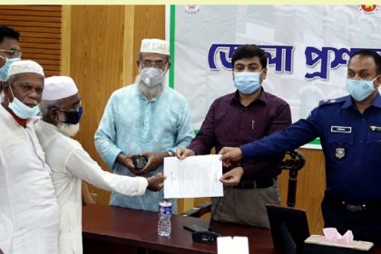 খুলনায় পাটকল শ্রমিকদের স্মারকলিপি প্রদান