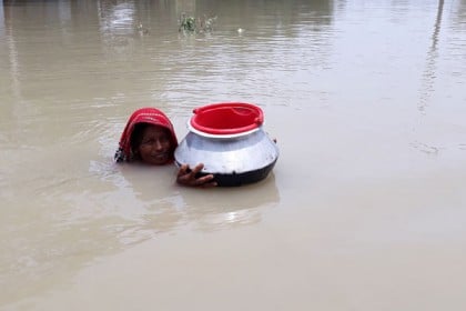 জামালপুরে ৩ লাখ মানুষ পানিবন্দী  