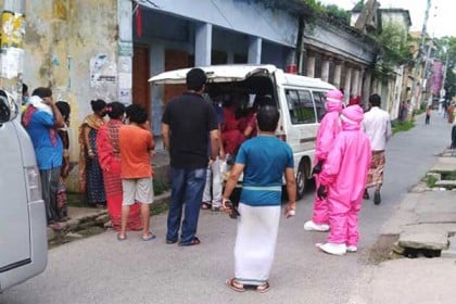 নাটোরে করোনা উপসর্গ নিয়ে বৃদ্ধার মৃত্যু