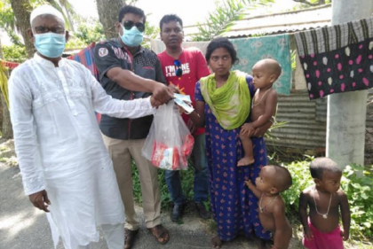 বাংলাদেশ প্রতিদিনে সংবাদ প্রকাশের পর সহায়তা পেল সেই আদিবাসী নারী