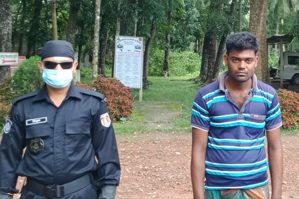 কিশোরগঞ্জে অস্ত্রসহ 'ডাকাত' আটক