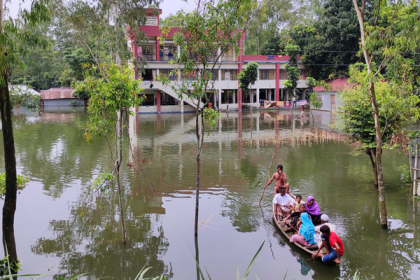 সিরাজগঞ্জে লাখো মানুষ পানিবন্দী 