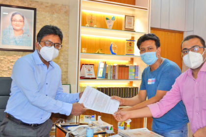 বগুড়ায় মেডিকেল টেকনোলজিস্টদের স্থায়ী নিয়োগের দাবি