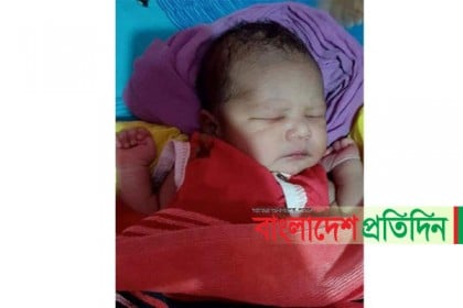 গভীর রাতে ট্রেনে প্রসূতির প্রসববেদনা, অতঃপর...