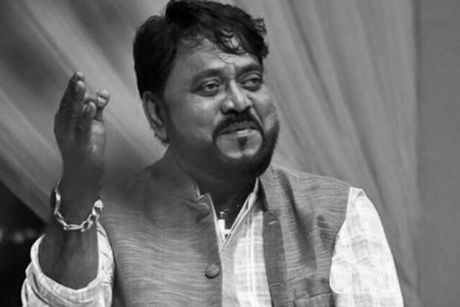 সন্তানদের অপেক্ষায় রামেক হাসপাতালের হিমঘরে এন্ড্রু কিশোরের মরদেহ