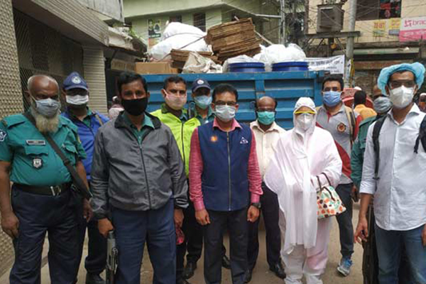রাজধানীতে কোটি টাকার নকল কসমেটিকস পণ্য জব্দ