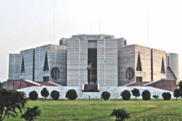 বাংলাদেশ ব্যাংক গভর্নরের মেয়াদ বাড়াতে সংসদে বিল