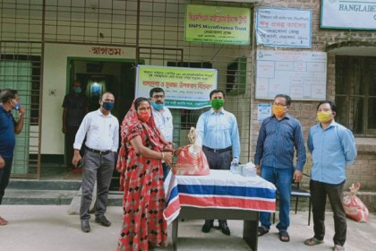 নেত্রকোনায় নারী প্রগতির সহায়তা অব্যাহত