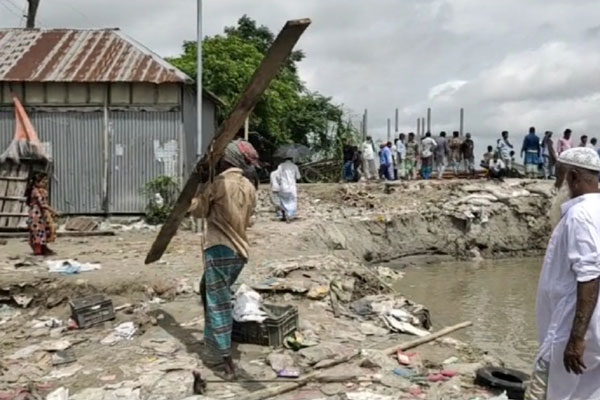 সখিপুরে ভাঙন আতঙ্ক