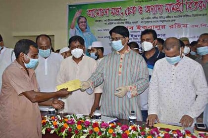 মানুষের দুর্ভোগকে পুঁজি করে কেউ লাভবান হতে চাইলে ব্যবস্থা : হুইপ ইকবালুর রহিম 