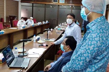চট্টগ্রামে করোনা সেবায় ‘তথ্য বাতায়ন’