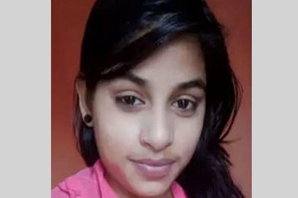 করোনা সন্দেহে বাস থেকে ছুঁড়ে ফেলা হলো তরুণীকে, রাস্তায় মৃত্যু 